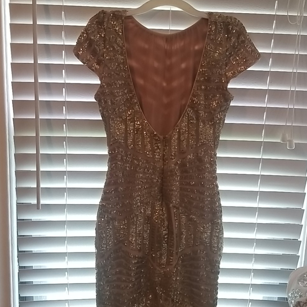 Dress the Population - Picture 3 of 5